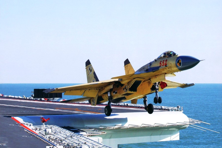 This photo released on June 18, 2013 records China's aircraft carrier Liaoning conducting training sessions. [Photo/Huanqiu.com]