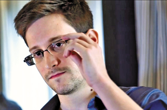 Edward Snowden [People.com.cn] 