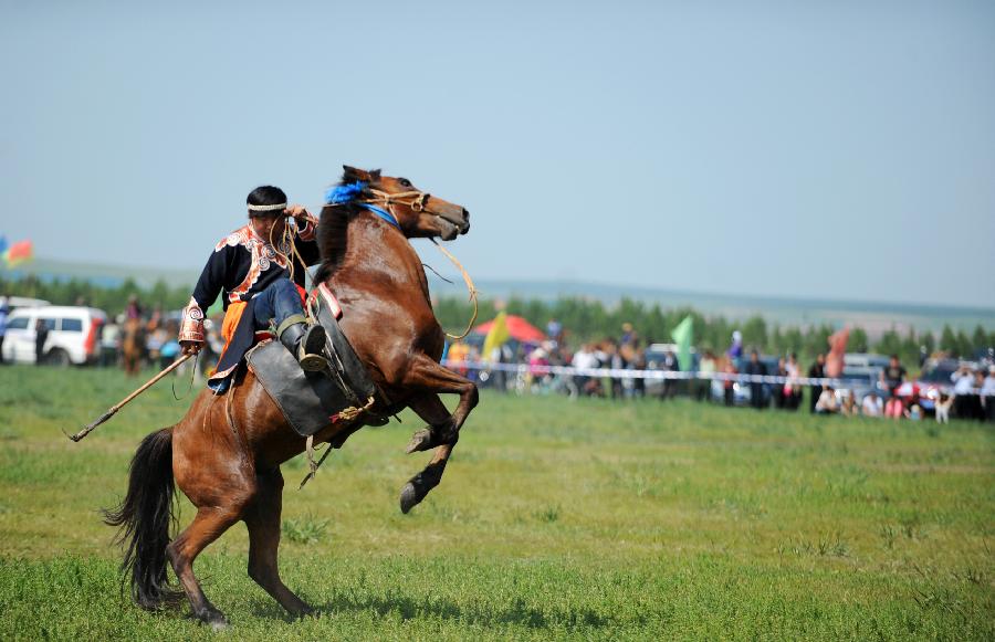 CHINA-INNER MONGOLIA-HULUNBEIER-OWENKE-FESTIVAL (CN) 