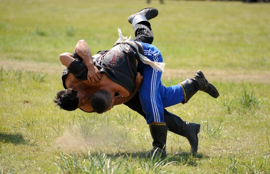 CHINA-INNER MONGOLIA-HULUNBEIER-OWENKE-FESTIVAL (CN) 