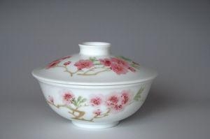 Chairman Mao bowls for auction 