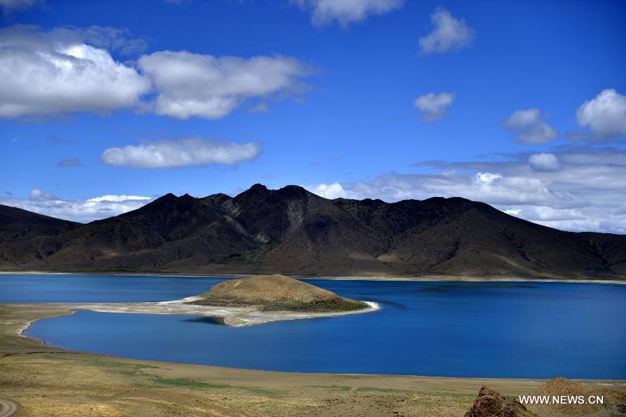 CHINA-TIBET-YAMDROK LAKE-SCENERY (CN) 