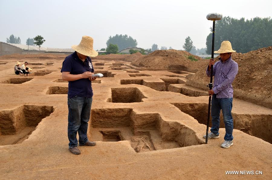 CHINA-HENAN-LINYING-ANCIENT BURIAL COMPLEX (CN)