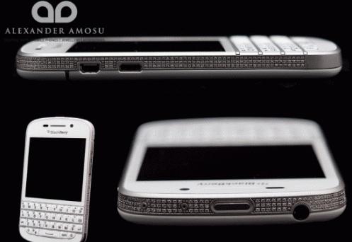 BlackBerry: Q10, one of the 'Top 10 deluxe smartphones in the world in 2013' by China.org.cn