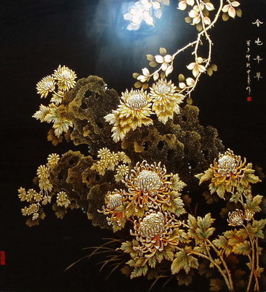 The Pingyao lacquerware is famous for its gold painting and hand finished polish.
