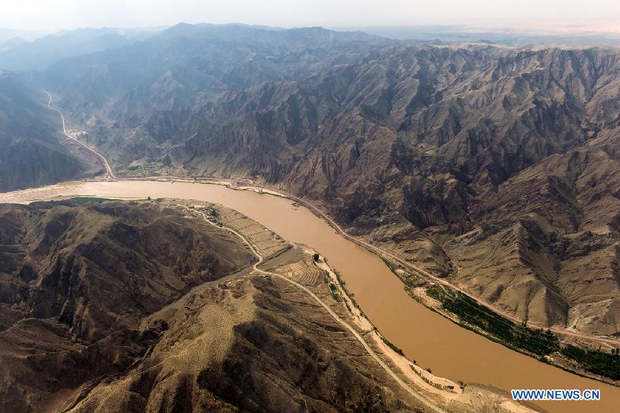 CHINA-NINGXIA-YELLOW RIVER-HEISHAN GORGE (CN)