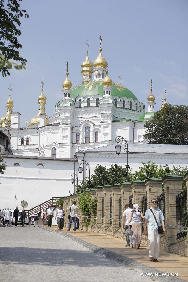 UKPhoto taken on July 2, 2013 shows the Kiev-Pechersk Lavra in Kiev, Ukraine. Kiev-Pechersk Lavra is nominally divided into two parts: the Upper Lavra, where the museums, shops and churches are situated and the Lower Lavra, underground area, where mummified bodies of Orthodox Saints are conserved. 