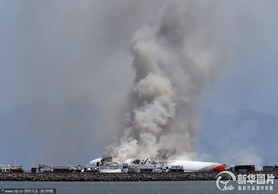 2 confirmed dead in San Francisco air crash