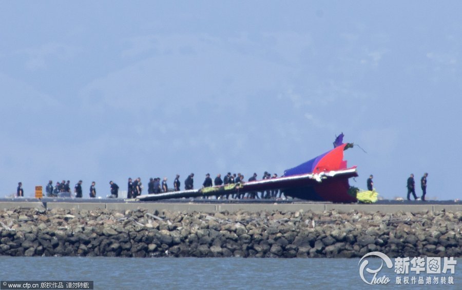 2 confirmed dead in San Francisco air crash