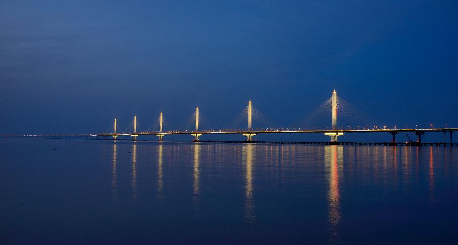 Jiaxing-Shaoxing Sea Bridge in E China