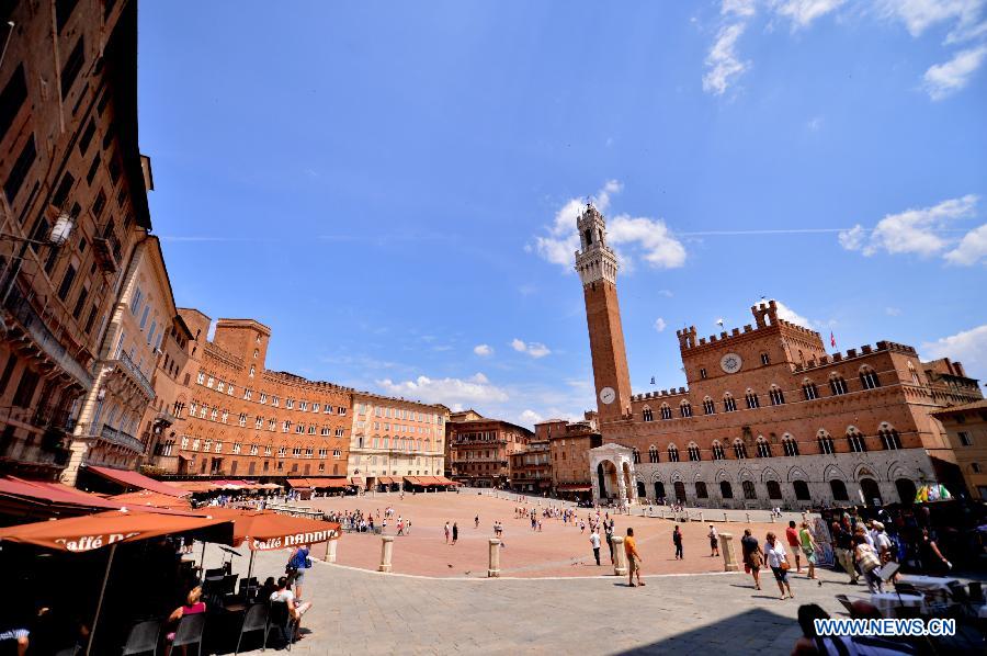 ITALY-SIENA-HISTORIC CENTER-WORLD HERITAGE