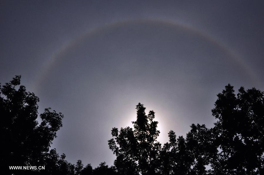 #CHINA-BEIJING-SOLAR HALO (CN)