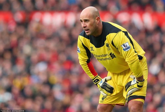  Pepe Reina of Liverpool looks on during the Barclays Premier League match between Manchester United and Liverpool at Old Trafford on January 13, 2013 in Manchester, England.