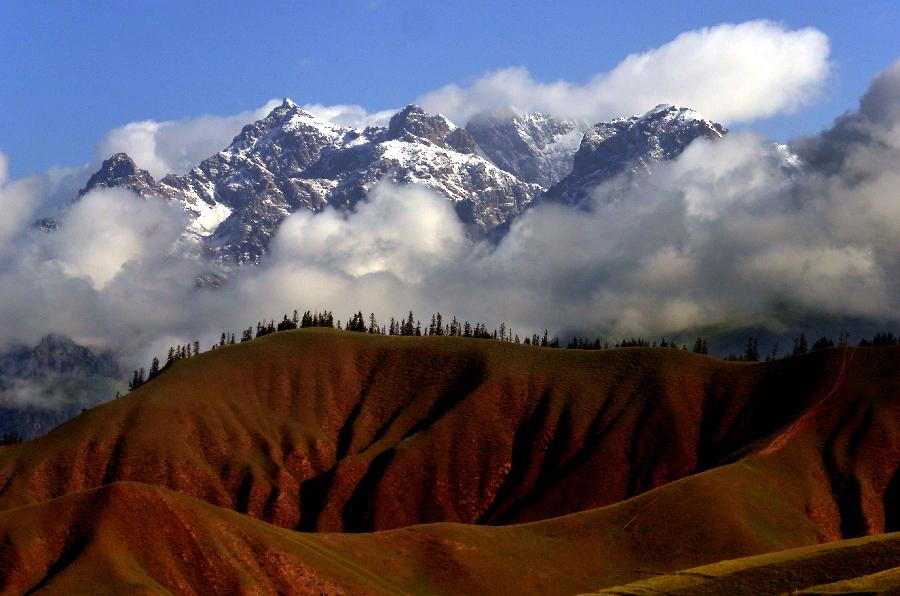 CHINA-QINGHAI-QILIAN MOUNTAIN-SCENERY (CN)