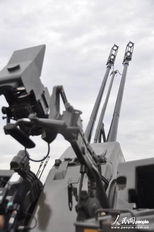 An anti-aircraft cannon on display. [Photo: people.com.cn] 