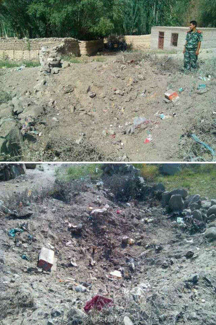 This photo taken on August 1, 2013, shows the dump site which was hit by a meteorite in a village of Akto County of northwest China's Xinjiang Uygur Autonomous Region. [Photo/Weibo.com]