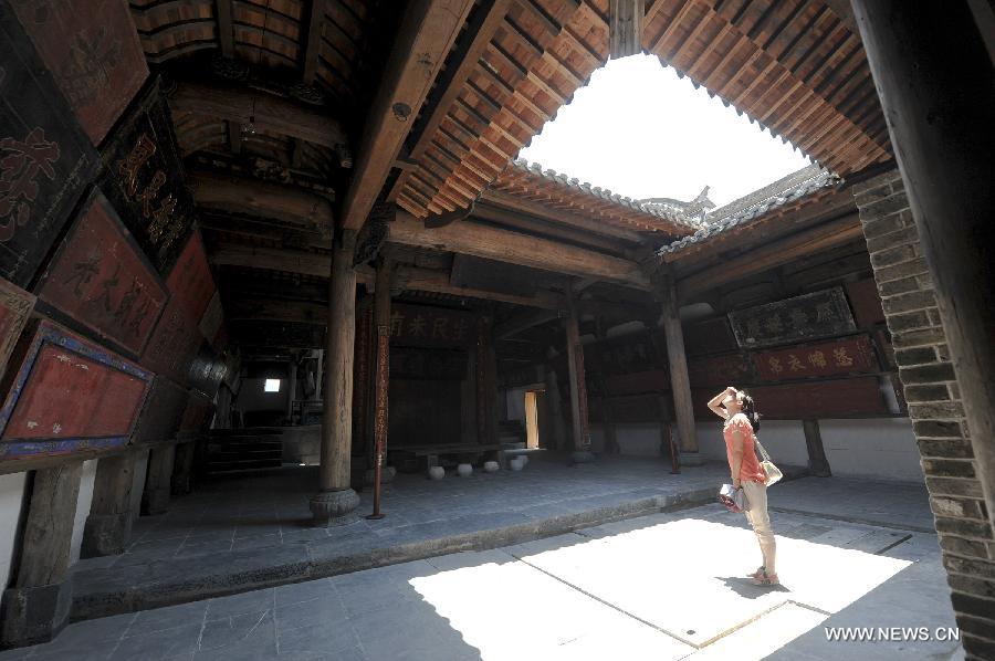 CHINA-ANHUI-HUANGSHAN-ANCIENT BUILDING (CN)