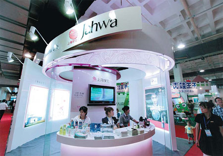 Data from the Boston Consulting Group showed that China's cosmetic and skincare market is the world's third-largest, after Japan and the United States, and was worth more than 96 billion yuan last year.