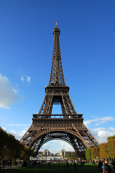 France, one of the 'top 10 world's tourist destinations 2012' by China.org.cn.