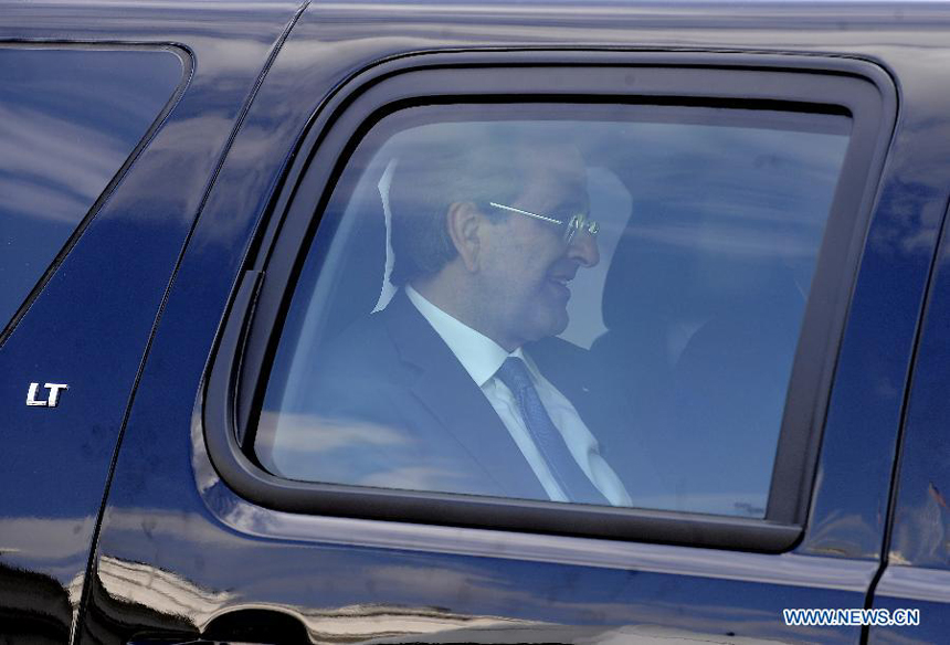 Visiting Greek Prime Minister Antonis Samaras leaves after meeting with U.S. President Barack Obama at the White House in Washington D.C., capital of the United States, Aug. 8, 2013.