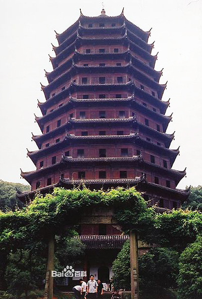 Six Harmonies Pagoda, one of the 'top 10 attractions in Hangzhou, China' by China.org.cn.