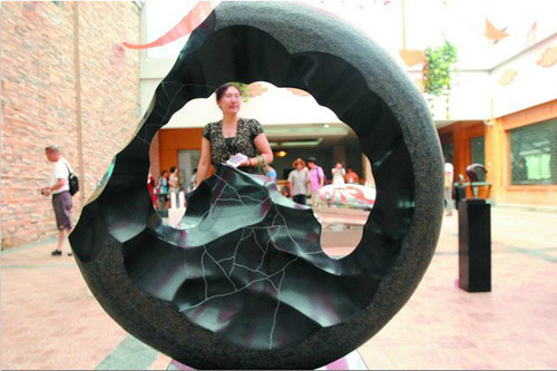 2nd Qingdao Int'l Sculpture Festival opens