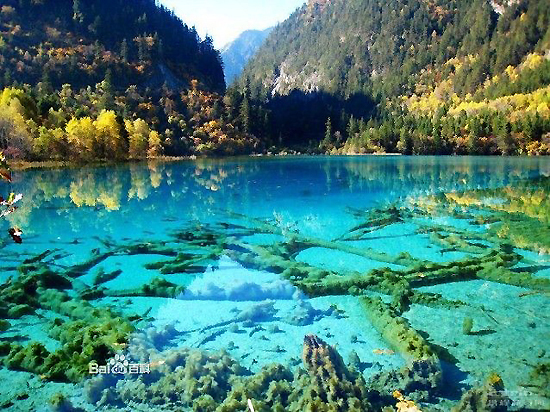 Jiuzhai Valley, Sichuan, one of the 'top 10 autumn destinations in China' by China.org.cn.