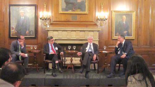  At a panel discussion in New York City, participants including Dr. Lionel Vairon (second right) share their view on China's rise [Huang Wei/Beijing Review]