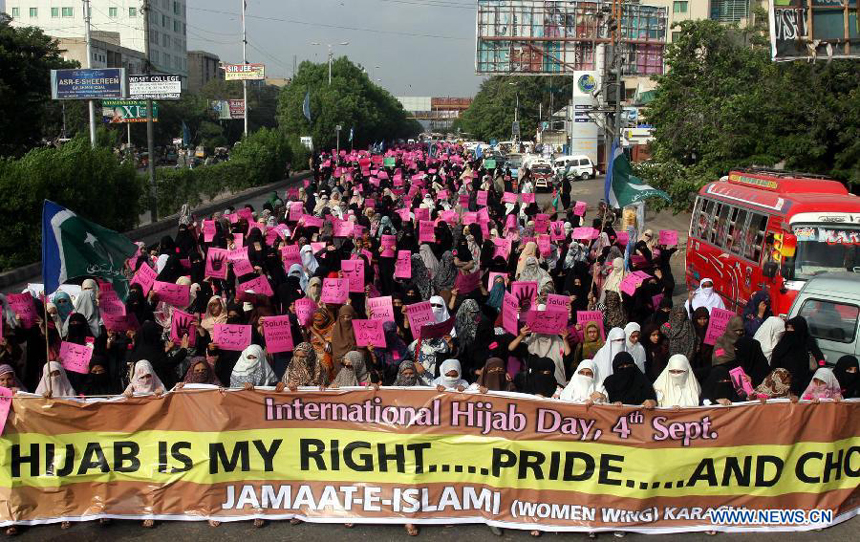 Pakistani women take part in a rally to mark the World Hijab Day in southern Pakistani port city of Karachi on Sept, 4, 2013. Nationwide rallies were organized to highlight the importance and value of hijab for Muslim women in Pakistan. [Photo/Xinhua]