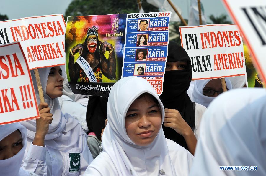 INDONESIA-JAKARTA-MISS WORLD PAGEANT-RALLY