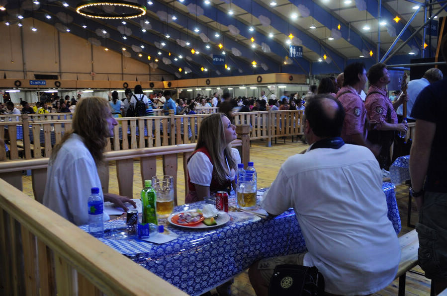 The Munich Oktoberfest started its first-ever tour of Beijing at the Beijing Olympic Park on September 6, 2013. The festival, which will run until September 21, wows beer lovers with a full range of authentic traditional beers and food from Germany.