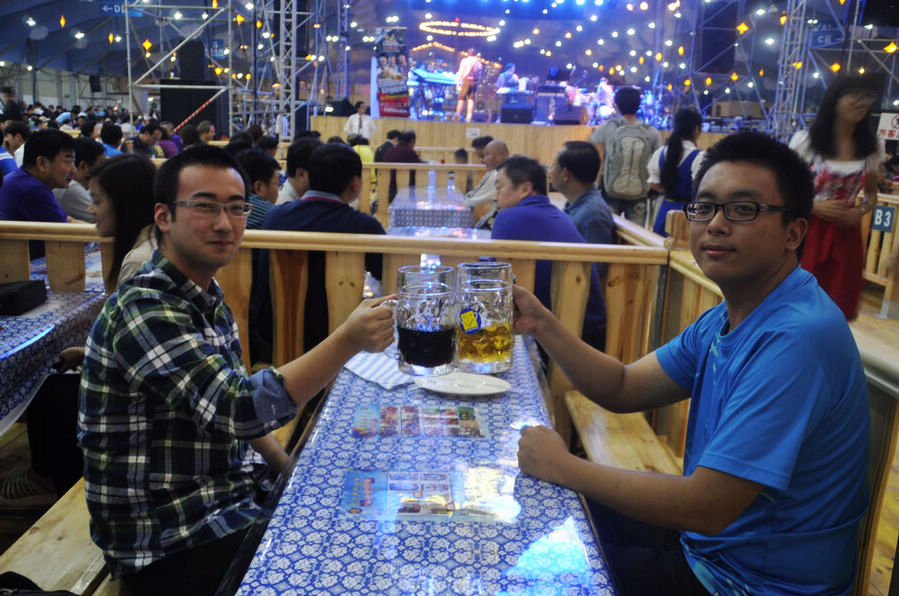 The Munich Oktoberfest started its first-ever tour of Beijing at the Beijing Olympic Park on September 6, 2013. The festival, which will run until September 21, wows beer lovers with a full range of authentic traditional beers and food from Germany.