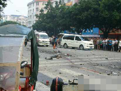 The site of an explosion which happened near a school in South China's Guangxi Zhuang Autonomous Region on Monday morning.[Xinhua]
