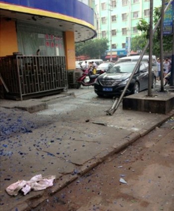 The site of an explosion which happened near a school in South China's Guangxi Zhuang Autonomous Region on Monday morning.[Xinhua]