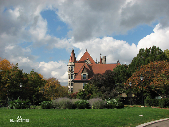 University of Chicago, one of the 'top 10 universities in the world 2013' by China.org.cn.