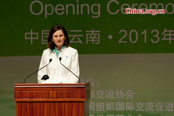 UN Resident Coordinator and UNDP Resident Representative in China Renata Lok-Dessallien delivers a speech at the 'International Day of Peace 2013 and China-South Asia Peace and Development Forum,' held on Saturday in Kunming. [China.org.cn by Chen Boyuan]