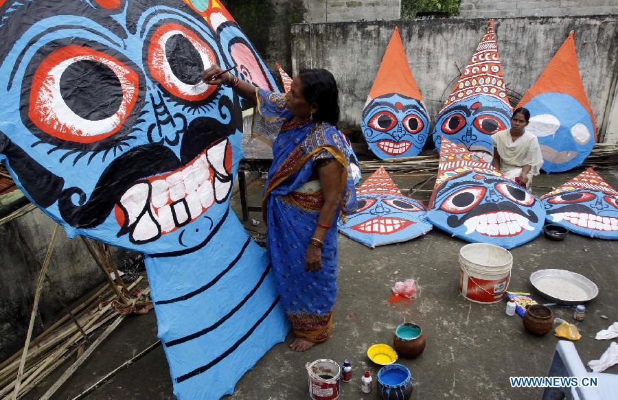 INDIA-BHUBANESWAR-SAND SCULPTURE-WILD LIFE WEEK