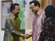 Premier Li Keqiang attends gala dinner in Brunei
