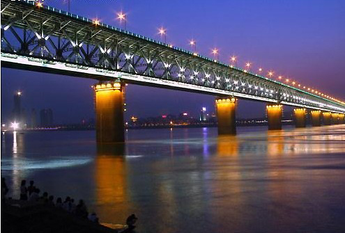 Wuhan Yangtze River Bridge, one of the 'top 10 attractions in Wuhan, China' by China.org.cn.