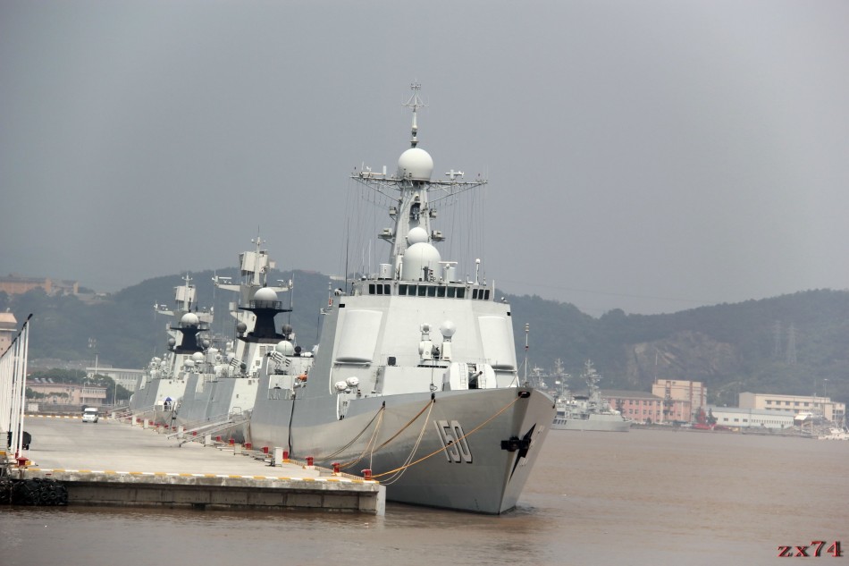Changchun 150, a newly commissioned anti-air guided missile destroyer, is the new flagship of China’s East Sea Fleet. It is a member of the Type 052C destroyer (NATO code name Luyang II class) which is a type of destroyer built by China. Compared with destroyers of the same class, Lanzhou 170 and Haikou 171, the two ships commissioned years ago in China’s South Sea Fleet, Changchun 150 is a little more advanced. [Source: HSH forum]