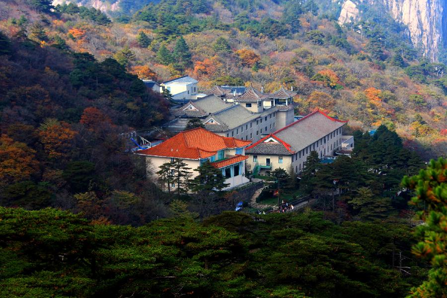 #CHINA-ANHUI-HUANGSHAN MOUNTAIN-AUTUMN SCENERY (CN)