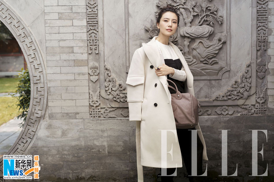 Elegant Gao Yuanyuan poses for ELLE magazine