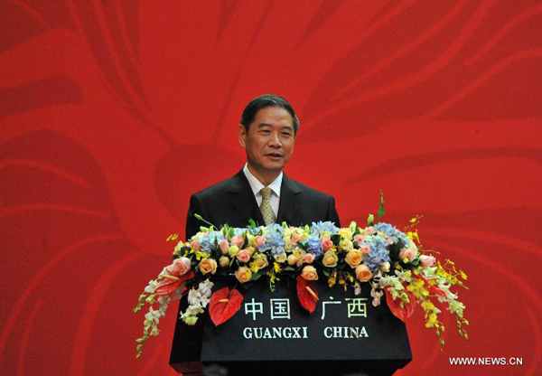 Zhang Zhijun, director of the Taiwan Work Office of the Central Committee of the Communist Party of China, addresses the closing ceremony of the ninth Cross-Strait Economic, Trade and Culture Forum in Nanning, capital of south China's Guangxi Zhuang Autonomous Region, Oct. 27, 2013. (Xinhua