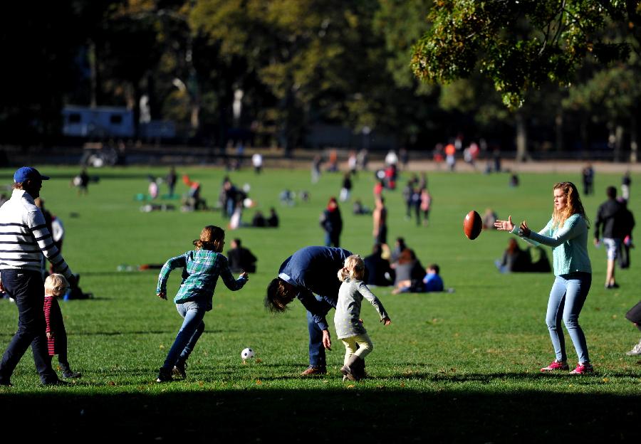 US-NEW YORK-CENTRAL PARK-LATE AUTUMN