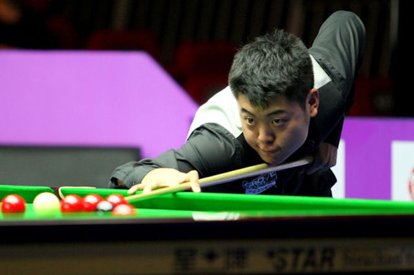 Liang Wenbo won 5 frames in a row to dump out Ronnie O'Sullivan at the International Championship in Chengdu.