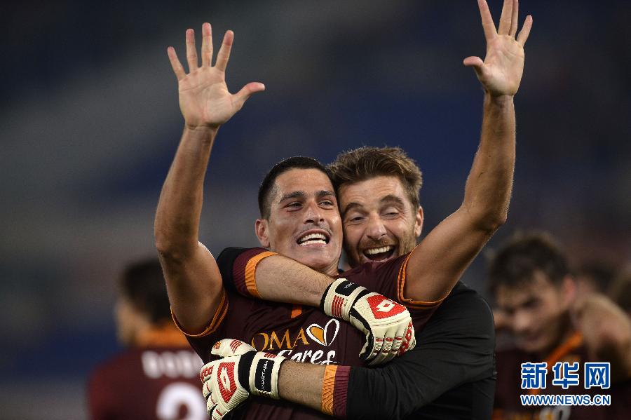 Unbeaten leaders Roma recorded a 10th straight league win in Serie A courtesy of a 1-0 win against Chievo at the Stadio Olimpico - a new record in Serie A. 