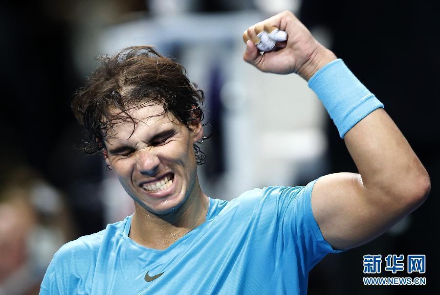 Rafael Nadal beats fellow Spaniard David Ferrer 6-3 6-2 to open his ATP World Tour Finals challenge with comprehensive victory.