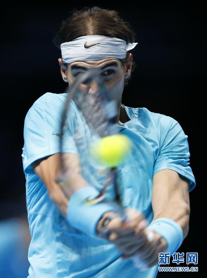 Rafael Nadal beats fellow Spaniard David Ferrer 6-3 6-2 to open his ATP World Tour Finals challenge with comprehensive victory.