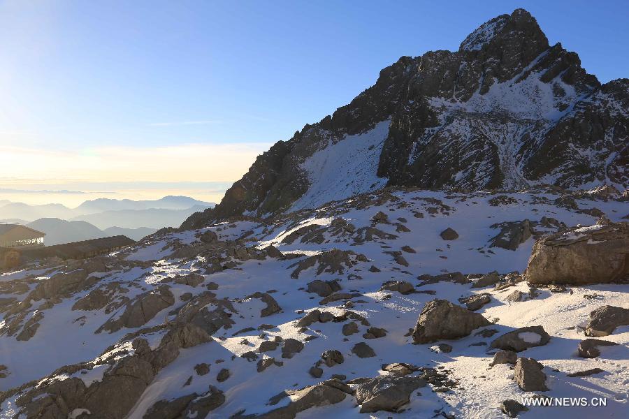 CHINA-LIJIANG-YULONG SNOW MOUNTAIN-SUNRISE(CN) 