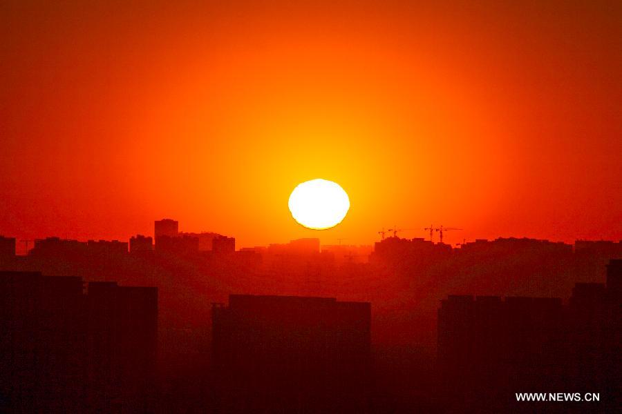 #CHINA-BEIJING-SUNRISE (CN)